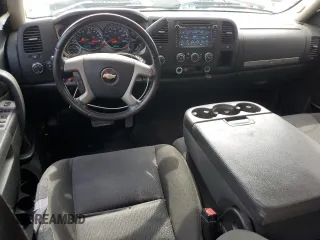 2010 Chevrolet Silverado 1500 LT with VIN 1GCSKSE35AZ190683, listed as a Copart auction lot 54016075 with 166,686 mi miles and Salvage Title. Bid and sale history available at DreamBid. Image 8.