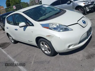 2011 Nissan LEAF SL-e z VIN JN1AZ0CP1BT007790, wystawiony jako IAAI lot #41943215 z przebiegiem 62 468 mil mil oraz . Historia ofert i sprzedaży dostępna na DreamBid. Obrazek 1.