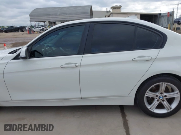 2015 BMW 3 Series 320i with VIN WBA3B1C50FK139723, listed as a IAAI auction lot 42035410 with 185,169 mi miles and . Bid and sale history available at DreamBid. Image 14.