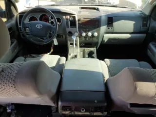 2013 Toyota Tundra z VIN 5TFEM5F14DX052283, wystawiony jako Copart lot #83600634 z przebiegiem 172 647 mil mil oraz Szkoda całkowita • Salvage title. Historia ofert i sprzedaży dostępna na DreamBid. Obrazek 8.