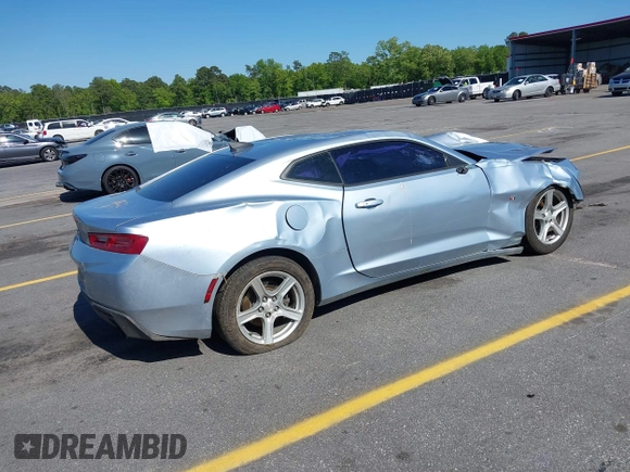 2018 Chevrolet Camaro 1LT z VIN 1G1FB1RX3J0125112, wystawiony jako IAAI lot #42034286 z przebiegiem 179 149 mil mil oraz . Historia ofert i sprzedaży dostępna na DreamBid. Obrazek 4.
