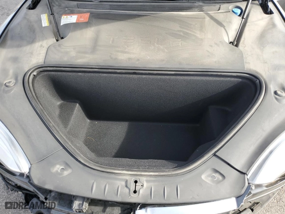 2016 Tesla Model S 90D with VIN 5YJSA1E2XGF156161, listed as a Copart auction lot 52332685 with 47,893 mi miles and Salvage Title. Bid and sale history available at carsss.com. Image 11.