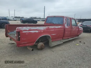 1988 Ford F-250 with VIN 1FTHX25M4JKB00405, listed as a Copart auction lot 43448995 with 180,446 mi miles and Salvage Title. Bid and sale history available at carsss.com. Image 3.