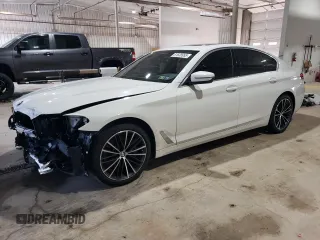2022 BMW 5 Series 530i xDrive with VIN WBA13BJ00NWX52742, listed as a Copart auction lot 61638995 with 35,257 mi miles and Salvage title. Bid and sale history available at DreamBid. Image 1.