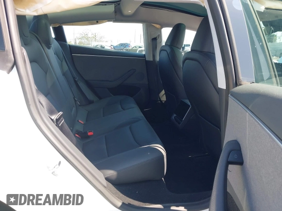 2025 Tesla Model 3 Long Range with VIN 5YJ3E1EA4SF903567, listed as a IAAI auction lot 42453246 with 19,365 mi miles and . Bid and sale history available at DreamBid. Image 8.