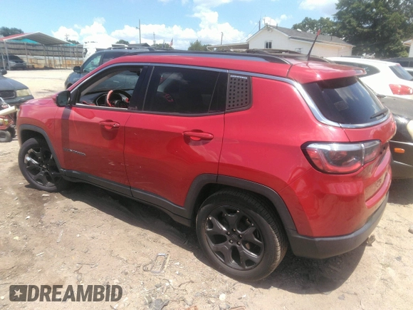 2018 Jeep Compass Limited with VIN 3C4NJCCB4JT358837, listed as a IAAI auction lot 42847013 with 127,958 mi miles and . Bid and sale history available at DreamBid. Image 3.