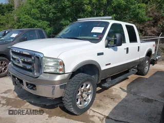 2005 Ford F-250 XL с VIN 1FTSW21P25EA13745, выставлен на аукционе IAAI как лот 42273521 с пробегом 259 024 миль миль и . История ставок и продаж доступна на DreamBid. Изображение 17.