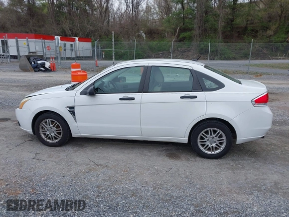 2008 Ford Focus SE with VIN 1FAHP35N08W122604, listed as a IAAI auction lot 41942030 with 89,034 mi miles. Bid and sale history available at carsss.com. Image 14.