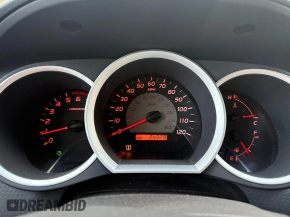 2006 Toyota Tacoma with VIN 5TEPX42N06Z307512, listed as a Copart auction lot 83243574 with 24,329 mi miles and Clean Title. Bid and sale history available at carsss.com. Image 8.