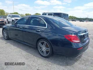 2017 Mercedes-Benz E 300 Luxury with VIN WDDZF4JB8HA207132, listed as a IAAI auction lot 42155585 with Not Provided miles and . Bid and sale history available at carsss.com. Image 3.