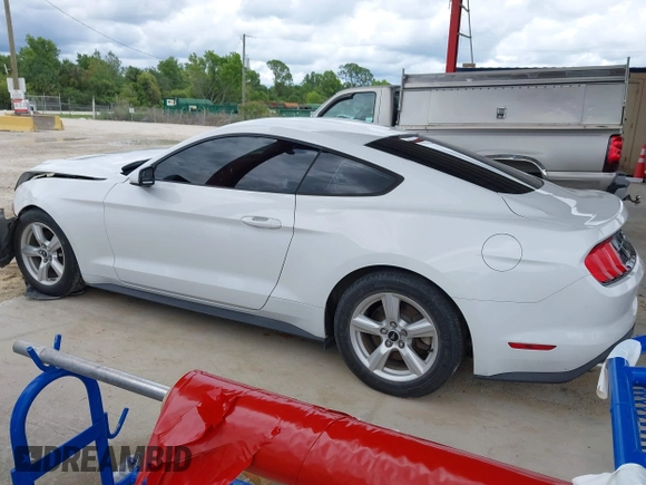 2018 Ford Mustang EcoBoost with VIN 1FA6P8TH4J5165145, listed as a IAAI auction lot 42414241 with 58,884 mi miles and . Bid and sale history available at DreamBid. Image 15.