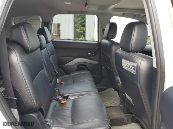 2008 Mitsubishi Outlander XLS with VIN JA4MT41X38Z600587, listed as a Copart auction lot 65476094 with 202,826 mi miles and Clean Title. Bid and sale history available at carsss.com. Image 11.