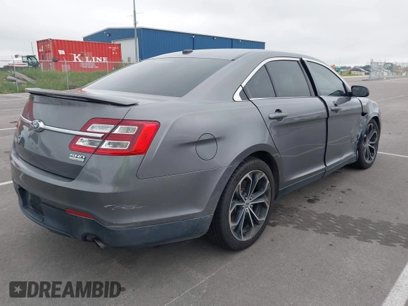 2013 Ford Taurus SHO с VIN 1FAHP2KT4DG164646, выставлен на аукционе IAAI как лот 42274365 с пробегом 225 482 миль миль и . История ставок и продаж доступна на DreamBid. Изображение 4.