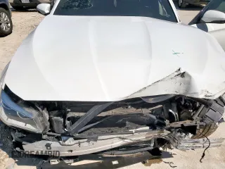 2015 BMW M5 z VIN WBSFV9C54FD594450, wystawiony jako Copart lot #52173915 z przebiegiem 67 267 mil mil oraz Szkoda całkowita • Salvage title. Historia ofert i sprzedaży dostępna na DreamBid. Obrazek 11.