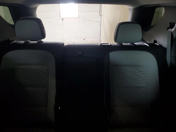 2020 Chevrolet Equinox LS z VIN 2GNAXFEV2L6249801, wystawiony jako Copart lot #54223485 z przebiegiem 92 066 mil mil oraz Czysty tytuł • Clean title. Historia ofert i sprzedaży dostępna na DreamBid. Obrazek 10.