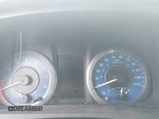 2018 Toyota Sienna XLE с VIN 5TDDZ3DC1JS200008, выставлен на аукционе IAAI как лот 42112804 с пробегом Не указан миль и . История ставок и продаж доступна на DreamBid. Изображение 7.