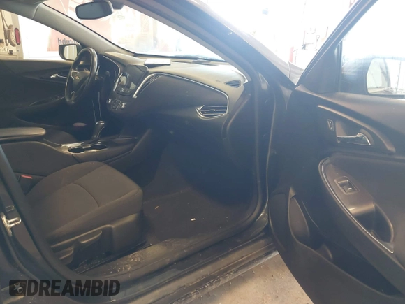 2018 Chevrolet Malibu LT z VIN 1G1ZD5ST5JF223948, wystawiony jako IAAI lot #42248560 z przebiegiem 75 643 mil mil oraz . Historia ofert i sprzedaży dostępna na DreamBid. Obrazek 5.