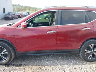 2020 Nissan Rogue S z VIN 5N1AT2MT5LC754506, wystawiony jako IAAI lot #41980769 z przebiegiem 149 635 mil mil oraz . Historia ofert i sprzedaży dostępna na DreamBid. Obrazek 15.