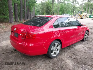 2011 Volkswagen Jetta SE с VIN 3VWDZ7AJ0BM368053, выставлен на аукционе IAAI как лот 42320719 с пробегом 175 185 миль миль и . История ставок и продаж доступна на DreamBid. Изображение 4.