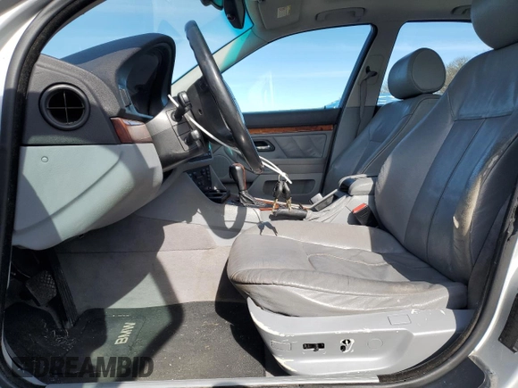 2000 BMW 5 Series 528iA with VIN WBADM6344YGV03599, listed as a Copart auction lot 45281325 with 174,667 mi miles and Salvage Title. Bid and sale history available at carsss.com. Image 7.