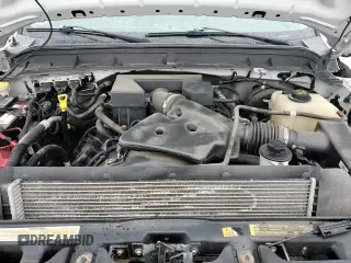 2013 Ford F-250 XL with VIN 1FDBF2A66DEB65447, listed as a Copart auction lot 84931104 with 51,842 mi miles and Clean title. Bid and sale history available at DreamBid. Image 13.