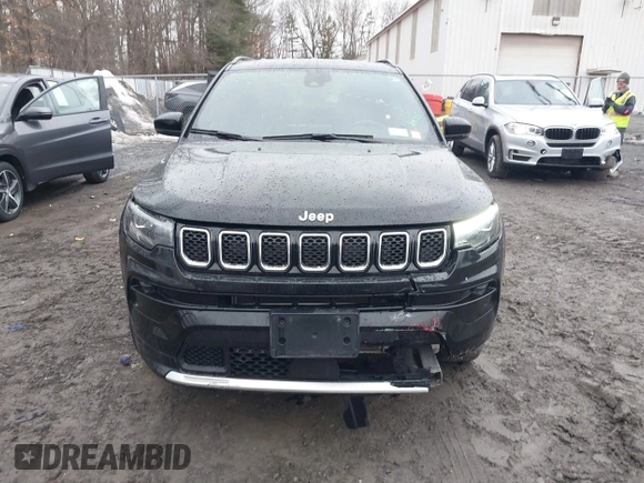 2023 Jeep Compass Limited with VIN 3C4NJDCNXPT538459, listed as a IAAI auction lot 41717025 with 70,028 mi miles and . Bid and sale history available at carsss.com. Image 12.