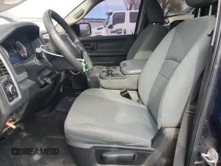 2017 Ram 1500 Express z VIN 1C6RR6FT9HS864182, wystawiony jako Copart lot #84043954 z przebiegiem 104 310 mil mil oraz Szkoda całkowita • Salvage title. Historia ofert i sprzedaży dostępna na DreamBid. Obrazek 7.
