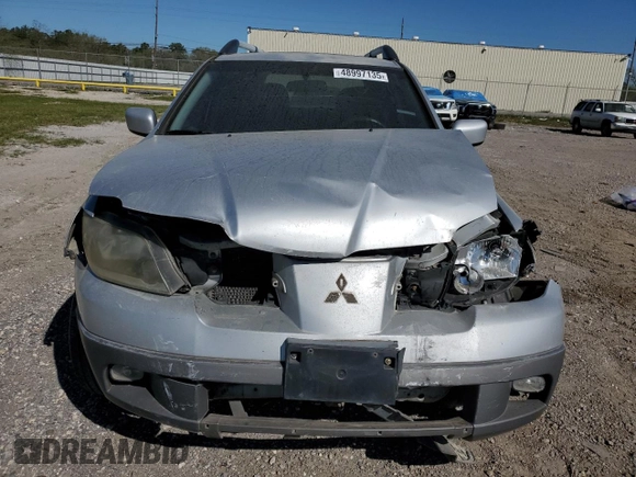 2003 Mitsubishi Outlander XLS with VIN JA4LX41G13U042485, listed as a Copart auction lot 48997135 with 282,028 mi miles and Salvage Title. Bid and sale history available at carsss.com. Image 5.