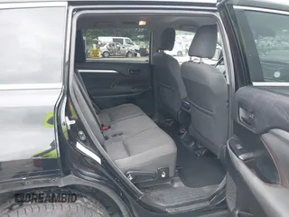 2018 Toyota Highlander LE with VIN 5TDZZRFH2JS246805, listed as a IAAI auction lot 42697587 with 287,457 mi miles and . Bid and sale history available at DreamBid. Image 8.