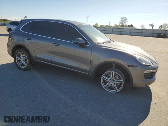 2011 Porsche Cayenne S with VIN WP1AB2A25BLA44568, listed as a Copart auction lot 50567375 with 135,166 mi miles and Salvage title. Bid and sale history available at DreamBid. Image 4.
