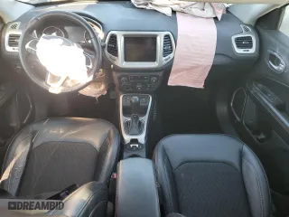 2018 Jeep Compass Latitude with VIN 3C4NJCBB0JT318692, listed as a Copart auction lot 49394515 with 0 mi miles and Salvage Title. Bid and sale history available at carsss.com. Image 8.