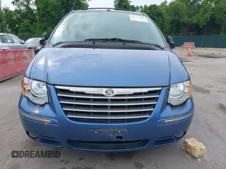 2007 Chrysler Town & Country Limited with VIN 2A8GP64L27R160259, listed as a IAAI auction lot 42257400 with 94,499 mi miles and . Bid and sale history available at DreamBid. Image 6.