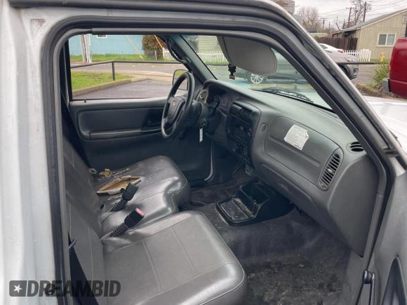2004 Ford Ranger XL with VIN 1FTYR10U64PA75185, listed as a Copart auction lot 46357545 with 192,600 mi miles and Clean Title. Bid and sale history available at DreamBid. Image 5.