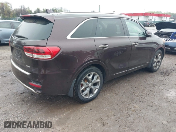 2016 Kia Sorento SX with VIN 5XYPKDA53GG082191, listed as a IAAI auction lot 41987706 with 141,397 mi miles. Bid and sale history available at carsss.com. Image 4.