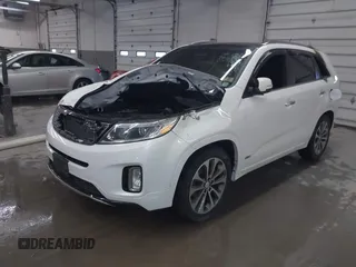 2015 Kia Sorento SX Limited with VIN 5XYKWDA70FG619582, listed as a IAAI auction lot 41558289 with 115,222 mi miles. Bid and sale history available at carsss.com. Image 2.