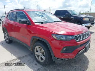 2024 Jeep Compass Latitude с VIN 3C4NJDBN4RT604668, выставлен на аукционе IAAI как лот 42708921 с пробегом 40 072 миль миль и . История ставок и продаж доступна на DreamBid. Изображение 1.