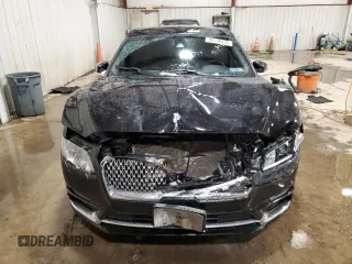 2018 Lincoln Continental Livery with VIN 1LN6L9HK9J5606425, listed as a Copart auction lot 86798834 with 116,879 mi miles and Salvage Title. Bid and sale history available at carsss.com. Image 5.