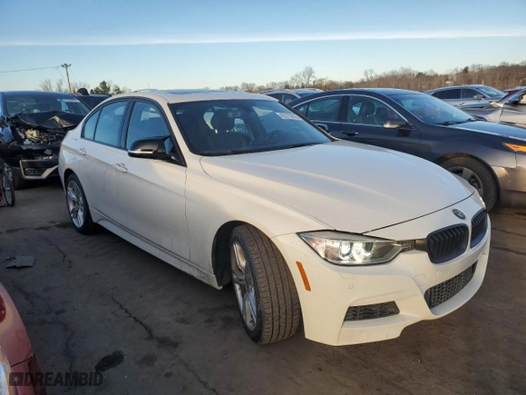 2014 BMW 3 Series 335i xDrive with VIN WBA3B9C56EF588068, listed as a Copart auction lot 43319265 with 85,818 mi miles and Salvage Title. Bid and sale history available at carsss.com. Image 4.