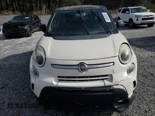 2015 FIAT 500L Urbana Trekking with VIN ZFBCFADH8FZ031831, listed as a Copart auction lot 44836065 with 171,185 mi miles and Clean Title. Bid and sale history available at DreamBid. Image 5.