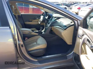 2013 Hyundai Azera with VIN KMHFH4JG2DA256481, listed as a IAAI auction lot 41673405 with 180,130 mi miles and . Bid and sale history available at DreamBid. Image 5.