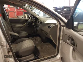 2005 Ford Focus S с VIN 1FAFP34N25W139215, выставлен на аукционе IAAI как лот 42469413 с пробегом 119 675 миль миль и . История ставок и продаж доступна на DreamBid. Изображение 5.