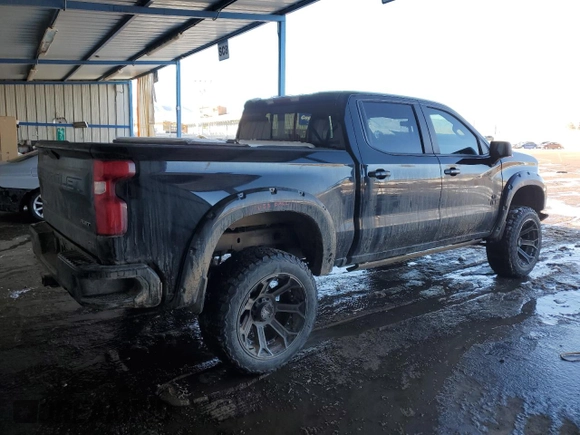 2021 Chevrolet Silverado 1500 RST with VIN 3GCUYEEL5MG185142, listed as a Copart auction lot 45176875 with 51,210 mi miles and Salvage Title. Bid and sale history available at carsss.com. Image 3.