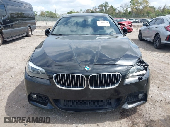 2013 BMW 5 Series 528i with VIN WBAXG5C51DDY33333, listed as a IAAI auction lot 41685179 with 94,936 mi miles and . Bid and sale history available at carsss.com. Image 12.