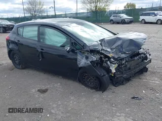 2016 Kia Forte 5-Door LX with VIN KNAFK5A80G5601716, listed as a IAAI auction lot 42024010 with 1 mi miles. Bid and sale history available at carsss.com. Image 1.