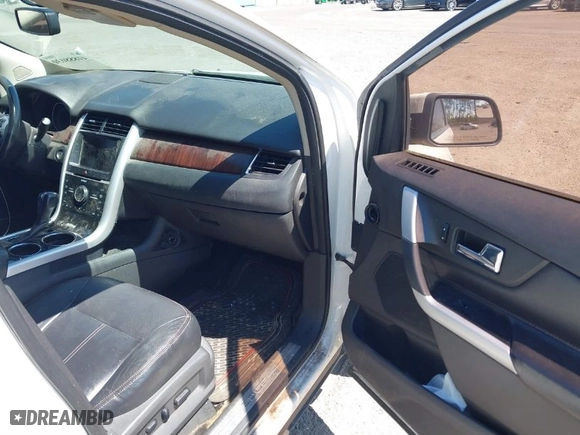 2013 Ford Edge Limited with VIN 2FMDK3KC8DBC61073, listed as a IAAI auction lot 41888030 with 1 mi miles. Bid and sale history available at carsss.com. Image 5.