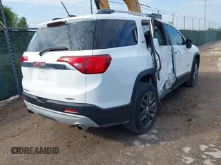 2019 GMC Acadia SLT z VIN 1GKKNULS8KZ262740, wystawiony jako IAAI lot #42255654 z przebiegiem 87 210 mil mil oraz . Historia ofert i sprzedaży dostępna na DreamBid. Obrazek 4.