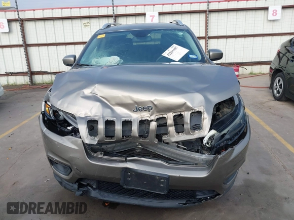2019 Jeep Cherokee Latitude with VIN 1C4PJLCBXKD416644, listed as a IAAI auction lot 42261057 with 93,849 mi miles and . Bid and sale history available at DreamBid. Image 13.
