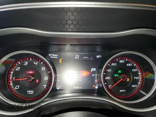 2015 Dodge Charger RT with VIN 2C3CDXCT4FH738795, listed as a Copart auction lot 53679865 with 186,380 mi miles and Salvage Title. Bid and sale history available at DreamBid. Image 9.