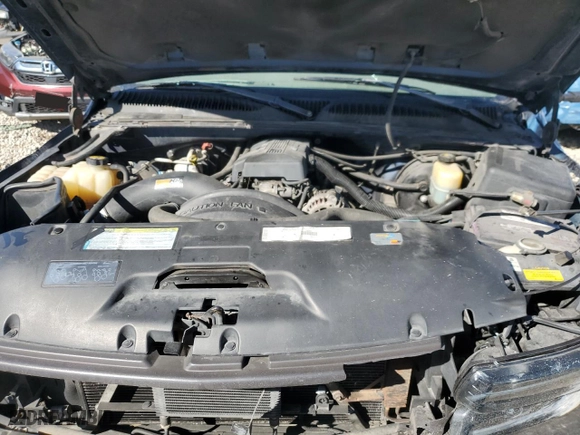 2000 Chevrolet Silverado 1500 LS with VIN 1GCEK19T6YE210393, listed as a Copart auction lot 50194685 with 186,035 mi miles and Salvage Title. Bid and sale history available at carsss.com. Image 11.