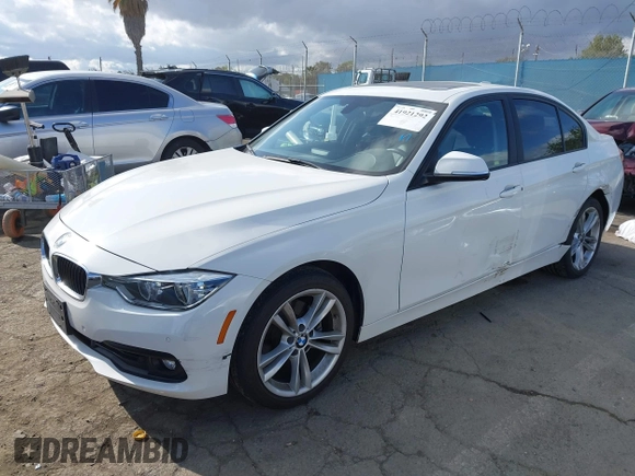 2018 BMW 3 Series 320i with VIN WBA8A9C54JAH12017, listed as a IAAI auction lot 41921292 with 49,267 mi miles. Bid and sale history available at carsss.com. Image 2.